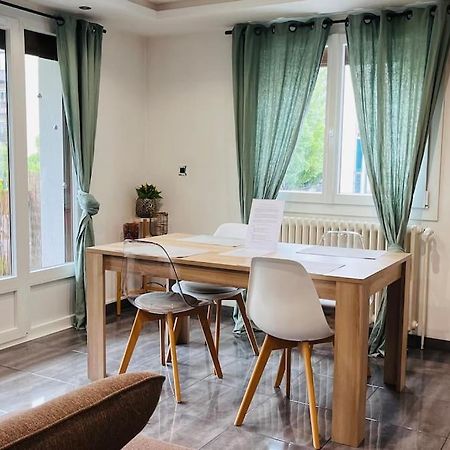 Appartement Proche Centre Ville Avec Parking Gratuit Annecy Dış mekan fotoğraf